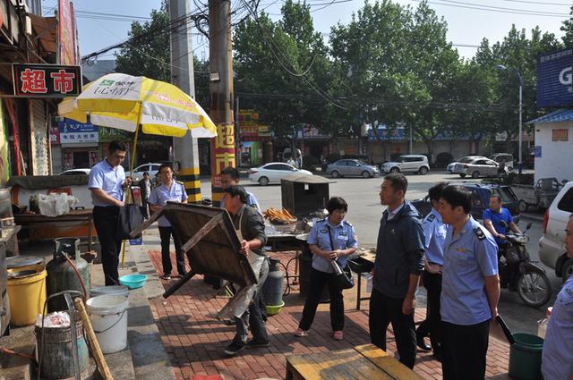 上下聯(lián)動 部門配合 中心街街道全力推進(jìn)“五小行業(yè)”整治工作