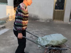 火海面前顯擔(dān)當(dāng)